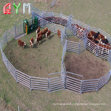 PVC Farm Fence Field Cattle Fence on Farm Horse Fence